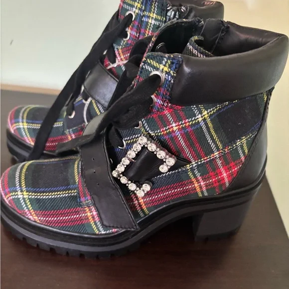 Plaid Lace-Up Boots with Black Straps - Picture 3 of 7